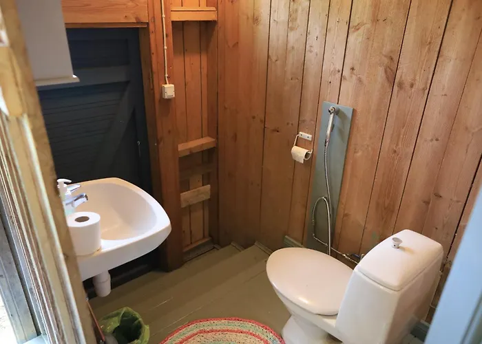 Koveron Majatalo אורחן